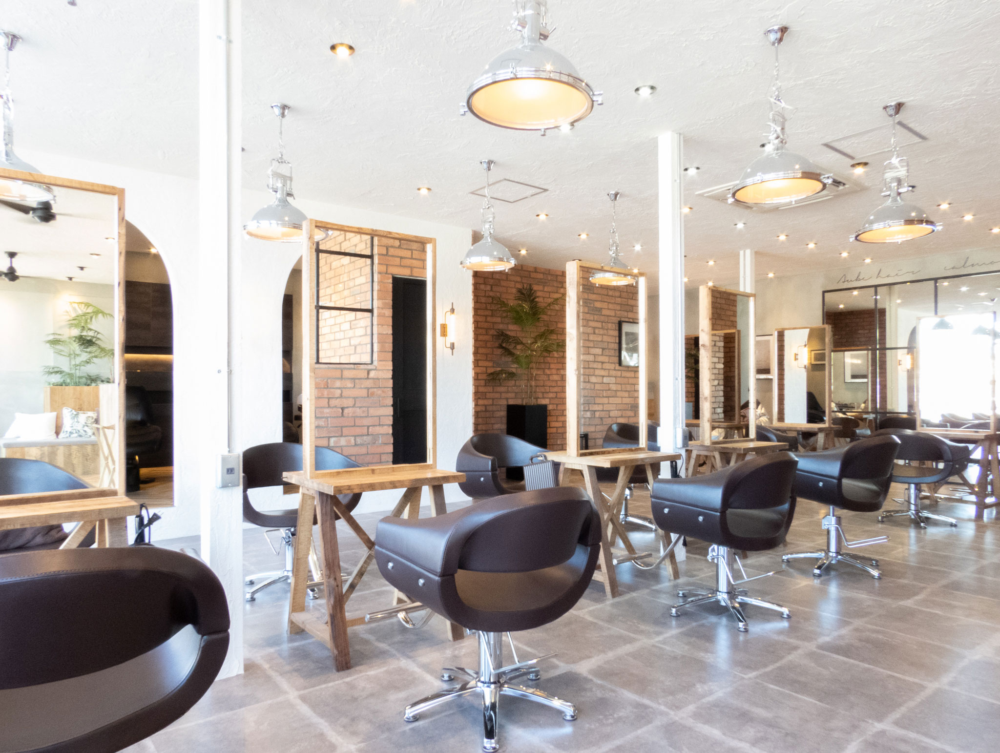 Aube Hair Calmo カルモ 高知2号店 Aube Hair Group オーブヘア 美容院 美容室 Aube Hair Calmo カルモ 高知2号店 Aube Hair Group オーブヘア 美容院 美容室